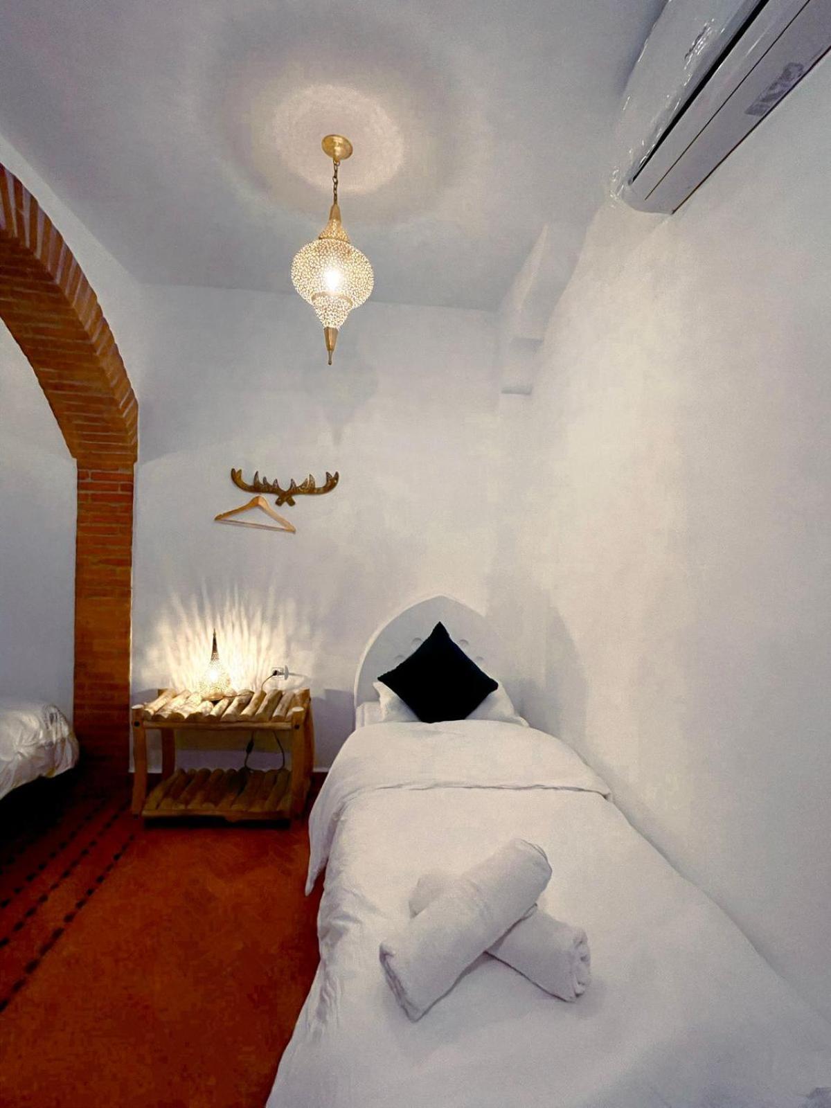 Riad Bab Mahruk 호텔 셰프샤우엔 외부 사진
